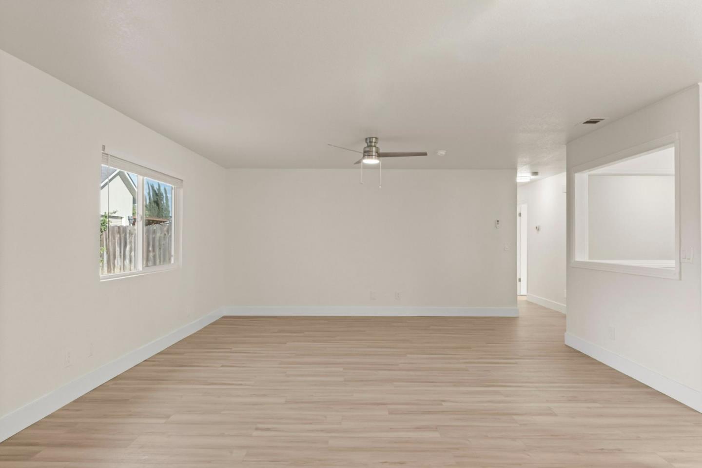 Detail Gallery Image 4 of 23 For 5317 Jeppson Ct, Salida,  CA 95368 - 3 Beds | 2 Baths