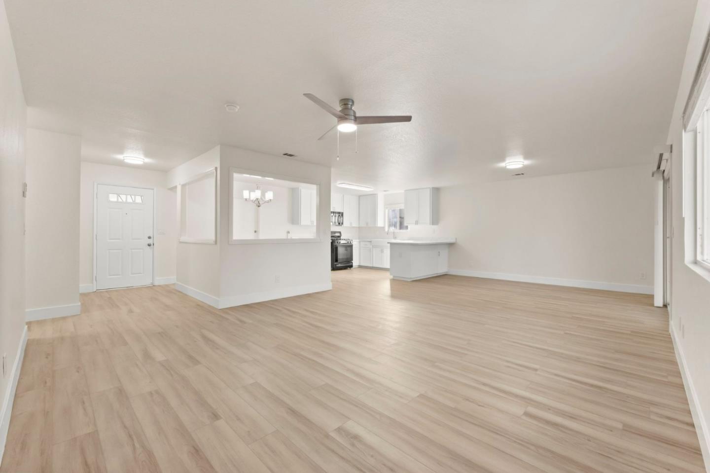 Detail Gallery Image 5 of 23 For 5317 Jeppson Ct, Salida,  CA 95368 - 3 Beds | 2 Baths