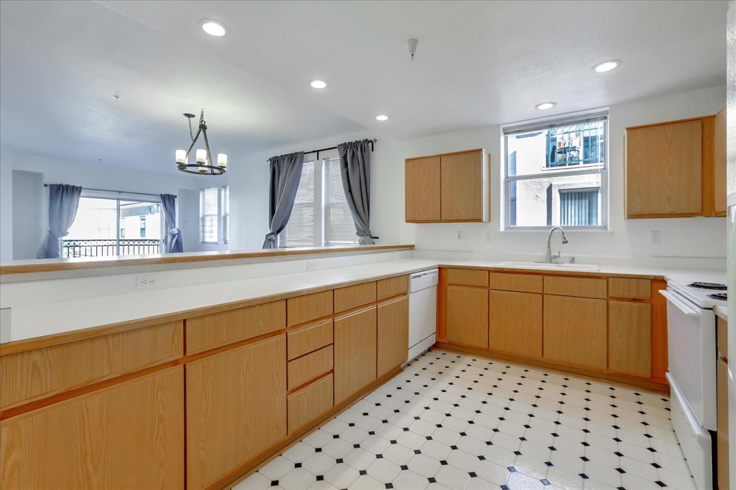 Detail Gallery Image 17 of 33 For 952 S 11th St #231,  San Jose,  CA 95112 - 2 Beds | 2 Baths