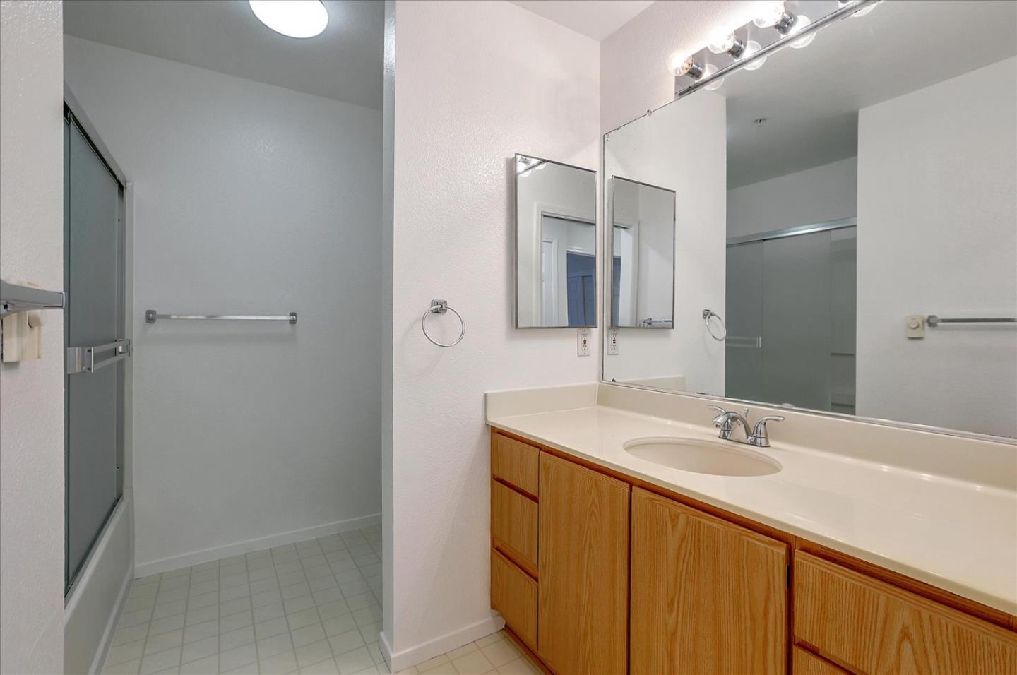 Detail Gallery Image 30 of 33 For 952 S 11th St #231,  San Jose,  CA 95112 - 2 Beds | 2 Baths
