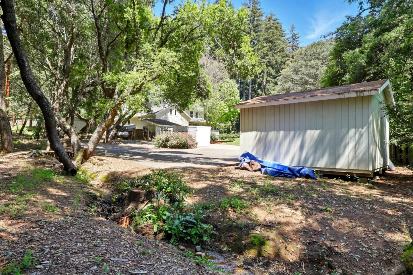 Detail Gallery Image 63 of 70 For 20 Grainger Ln, Santa Cruz,  CA 95060 - 4 Beds | 3 Baths