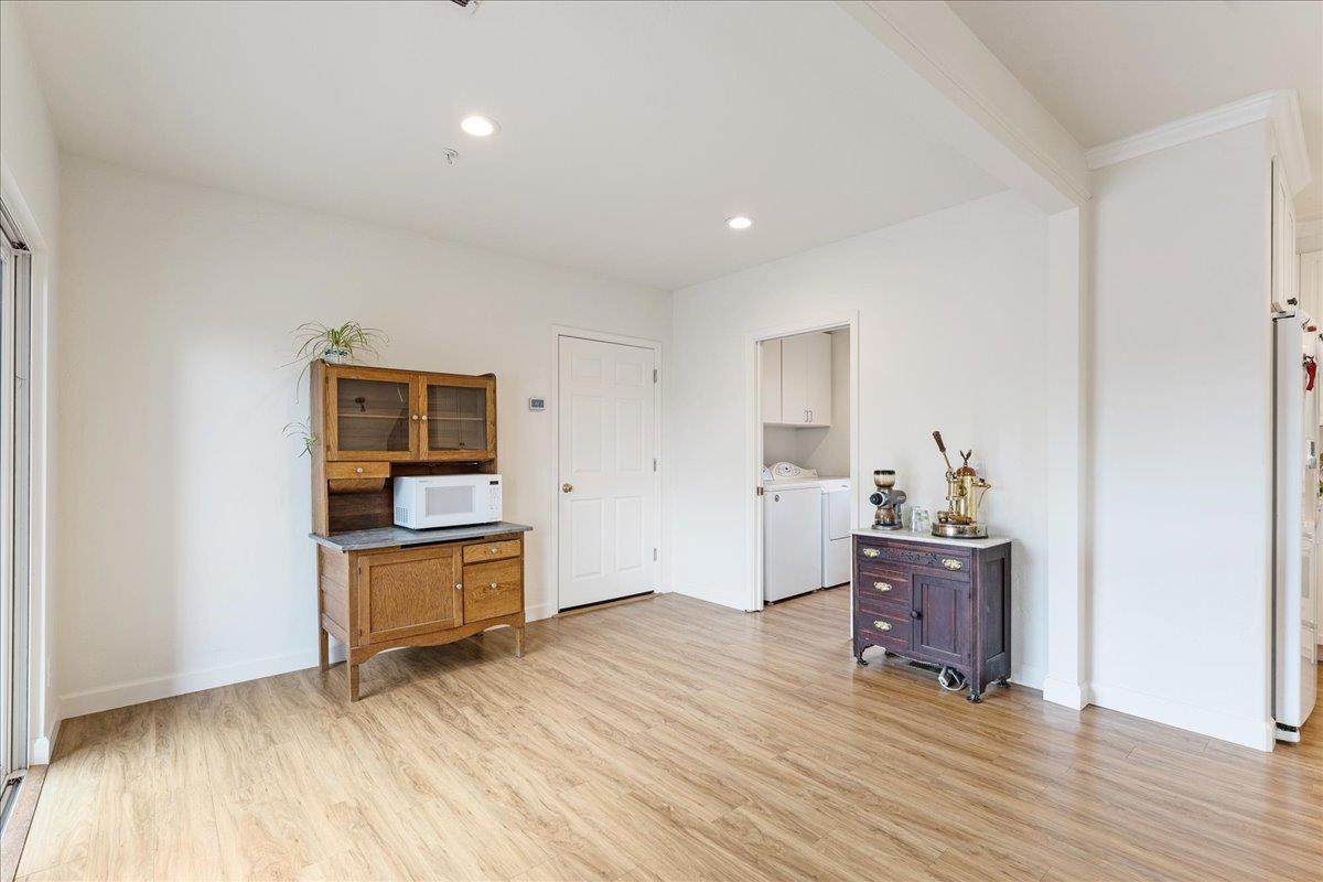 Detail Gallery Image 10 of 50 For 334 Park Way, Santa Cruz,  CA 95062 - 5 Beds | 3 Baths