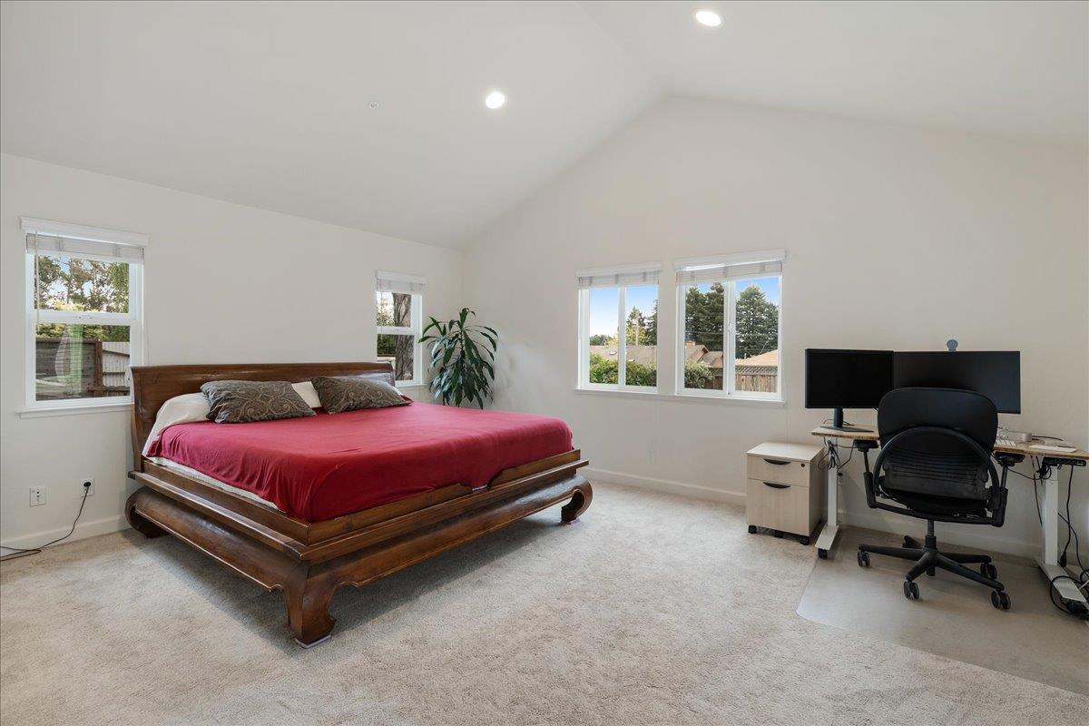 Detail Gallery Image 25 of 50 For 334 Park Way, Santa Cruz,  CA 95062 - 5 Beds | 3 Baths