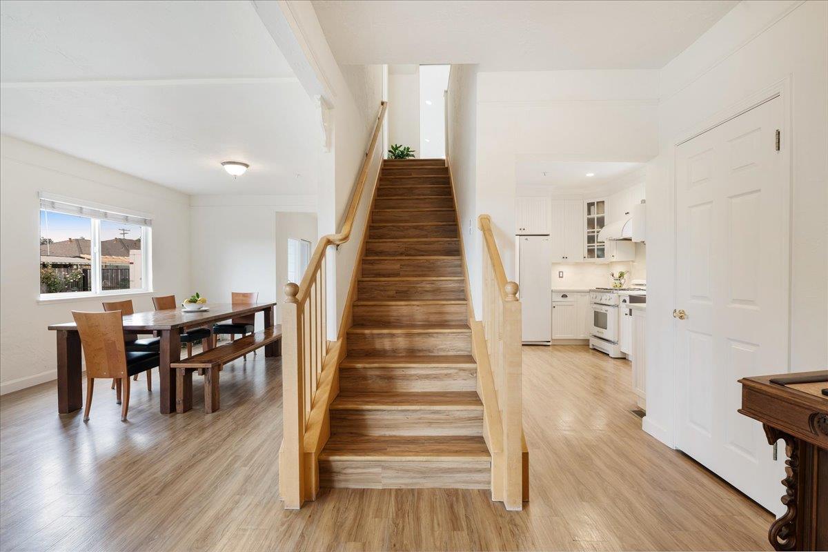 Detail Gallery Image 27 of 50 For 334 Park Way, Santa Cruz,  CA 95062 - 5 Beds | 3 Baths