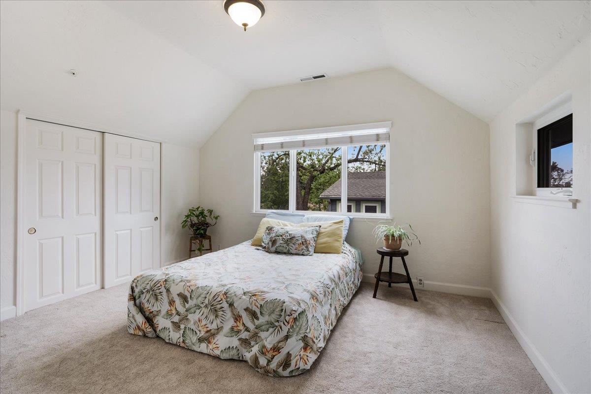 Detail Gallery Image 28 of 50 For 334 Park Way, Santa Cruz,  CA 95062 - 5 Beds | 3 Baths
