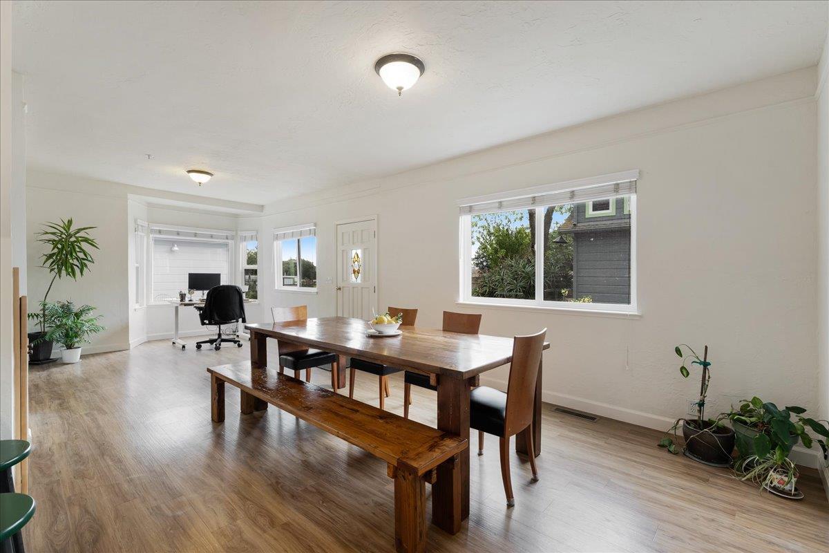 Detail Gallery Image 9 of 50 For 334 Park Way, Santa Cruz,  CA 95062 - 5 Beds | 3 Baths