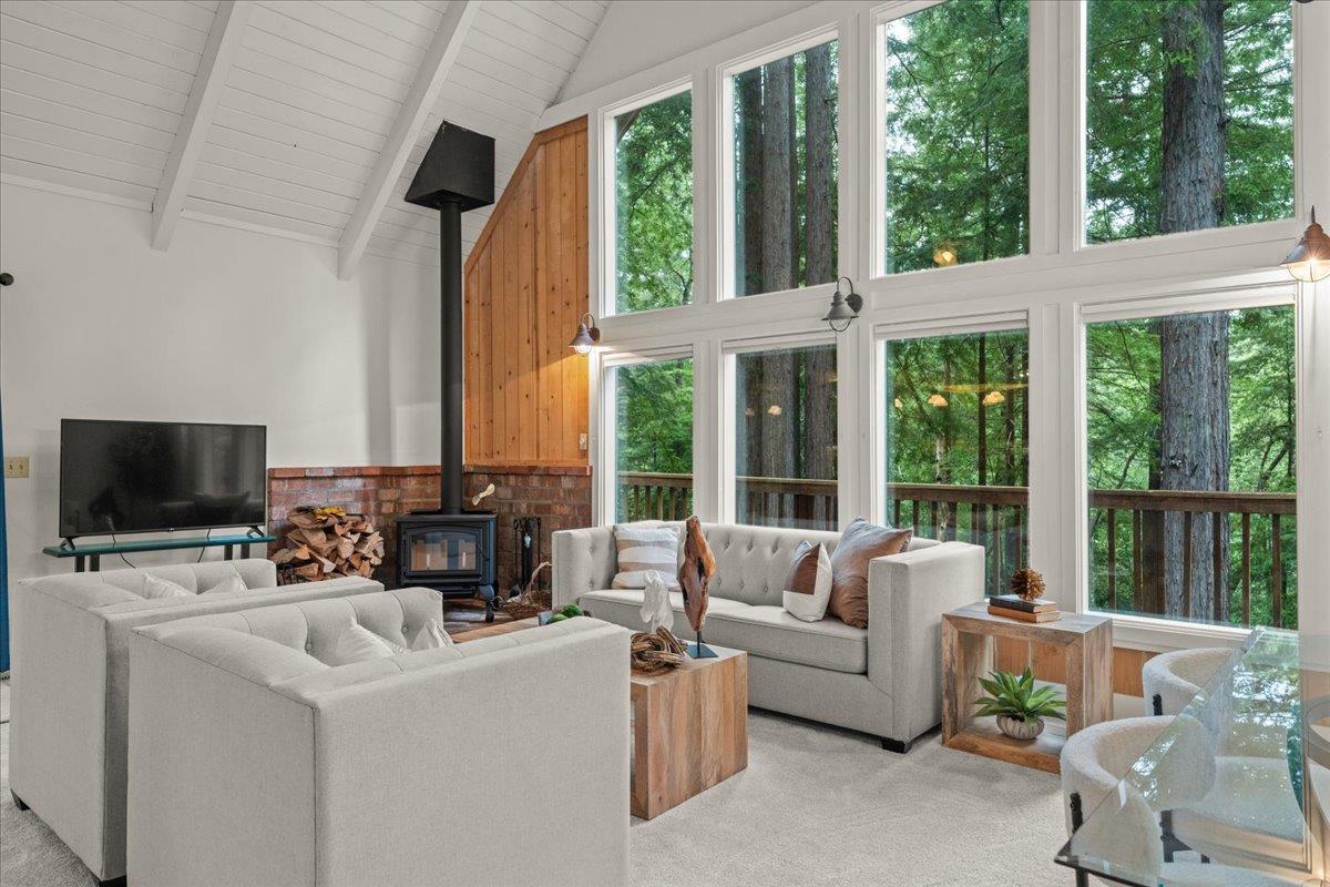 Detail Gallery Image 11 of 35 For 24760 Highland Way, Los Gatos,  CA 95033 - 3 Beds | 2 Baths