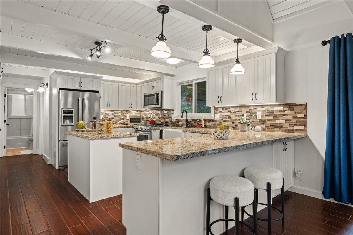 Detail Gallery Image 15 of 35 For 24760 Highland Way, Los Gatos,  CA 95033 - 3 Beds | 2 Baths