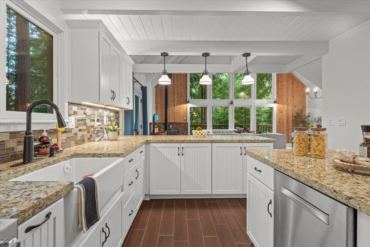 Detail Gallery Image 17 of 35 For 24760 Highland Way, Los Gatos,  CA 95033 - 3 Beds | 2 Baths