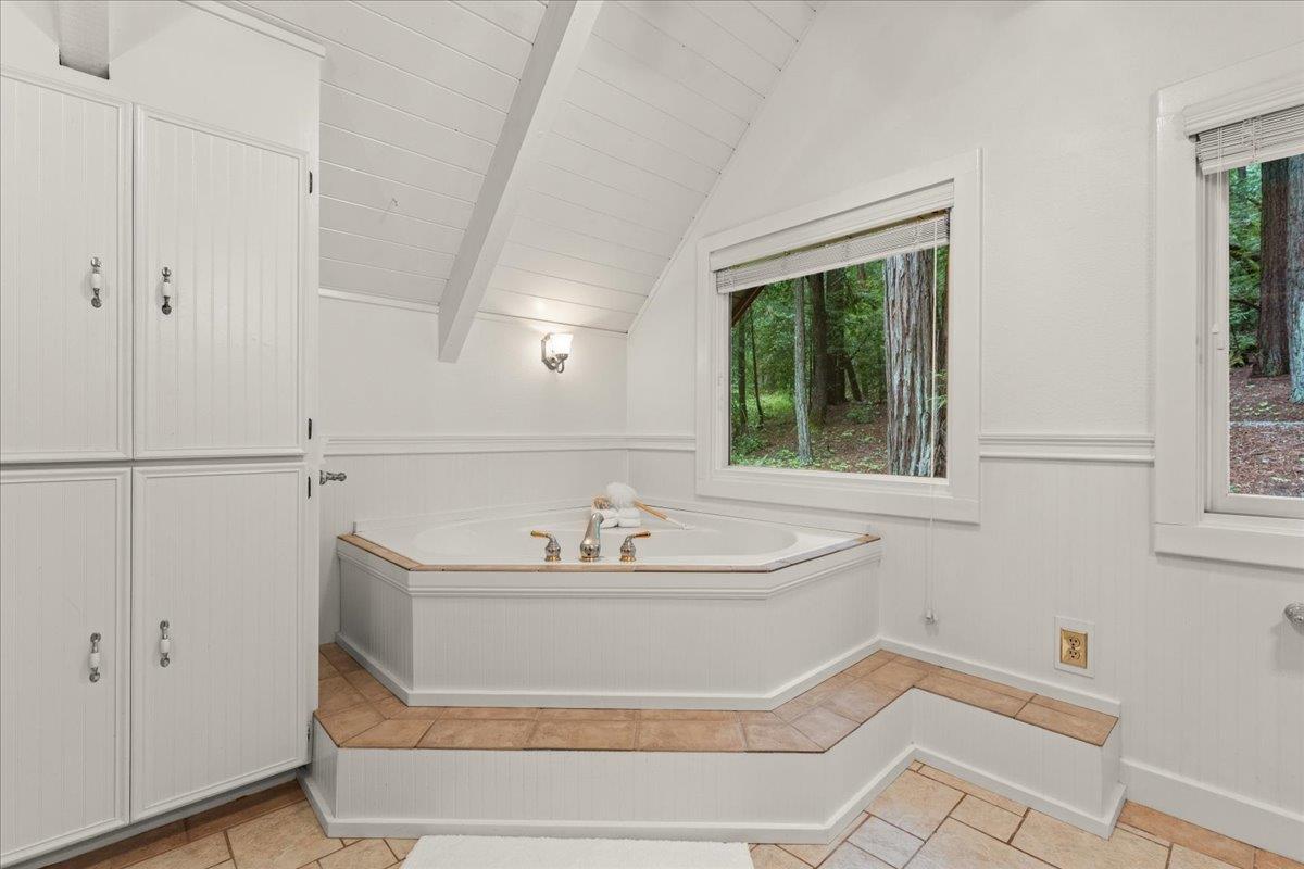 Detail Gallery Image 26 of 35 For 24760 Highland Way, Los Gatos,  CA 95033 - 3 Beds | 2 Baths