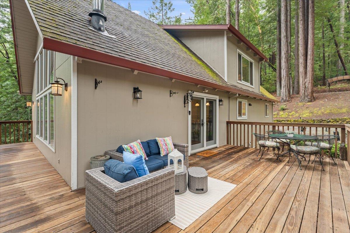 Detail Gallery Image 6 of 35 For 24760 Highland Way, Los Gatos,  CA 95033 - 3 Beds | 2 Baths