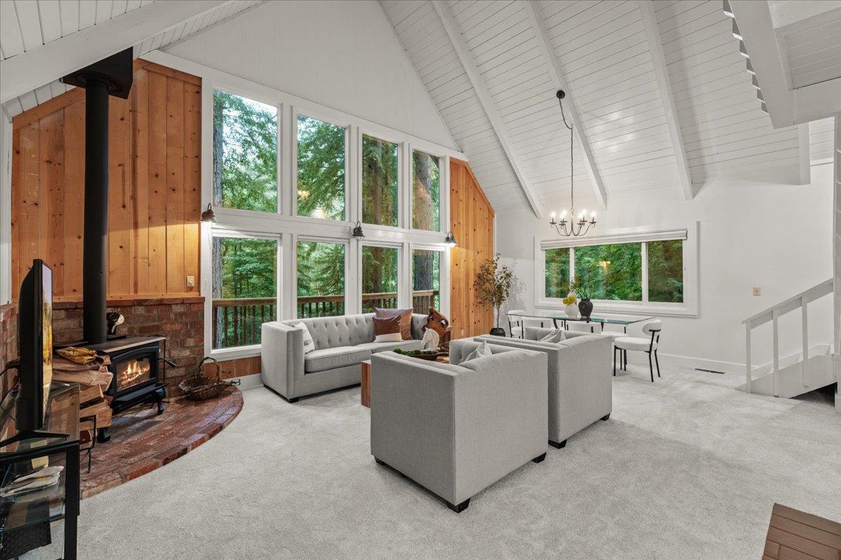 Detail Gallery Image 7 of 35 For 24760 Highland Way, Los Gatos,  CA 95033 - 3 Beds | 2 Baths