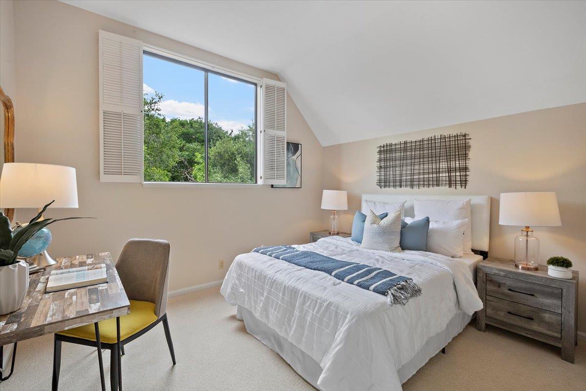 Detail Gallery Image 23 of 47 For 4 Farm Rd, Los Altos,  CA 94024 - 3 Beds | 2 Baths