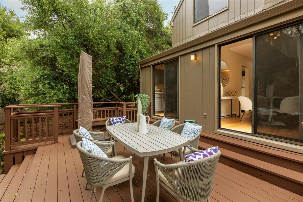 Detail Gallery Image 31 of 47 For 4 Farm Rd, Los Altos,  CA 94024 - 3 Beds | 2 Baths