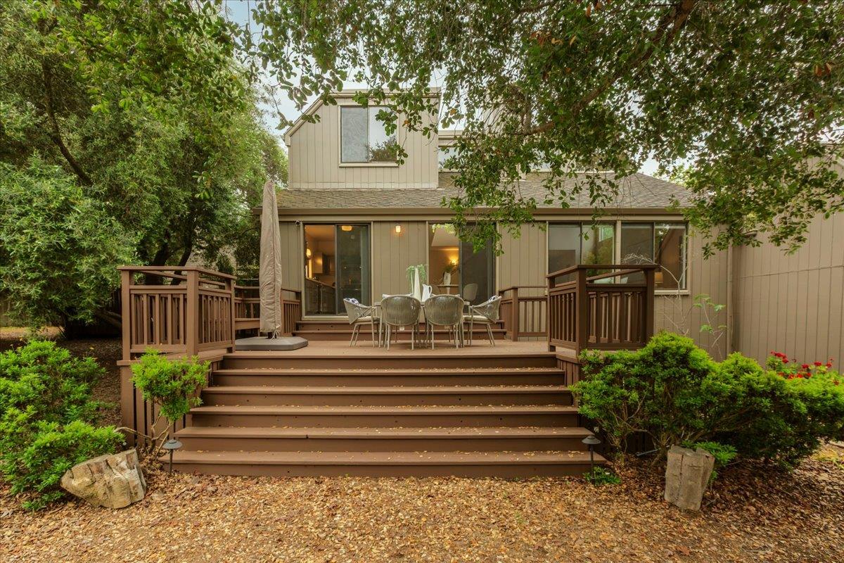 Detail Gallery Image 32 of 47 For 4 Farm Rd, Los Altos,  CA 94024 - 3 Beds | 2 Baths