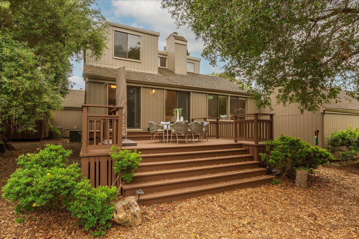 Detail Gallery Image 33 of 47 For 4 Farm Rd, Los Altos,  CA 94024 - 3 Beds | 2 Baths