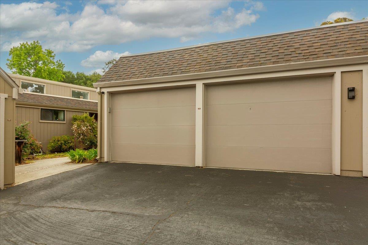 Detail Gallery Image 34 of 47 For 4 Farm Rd, Los Altos,  CA 94024 - 3 Beds | 2 Baths