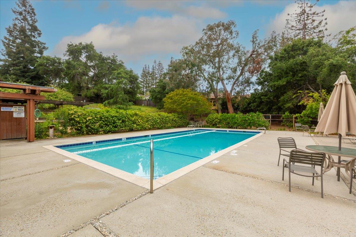 Detail Gallery Image 35 of 47 For 4 Farm Rd, Los Altos,  CA 94024 - 3 Beds | 2 Baths