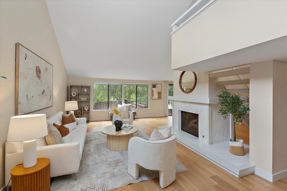 Detail Gallery Image 6 of 47 For 4 Farm Rd, Los Altos,  CA 94024 - 3 Beds | 2 Baths