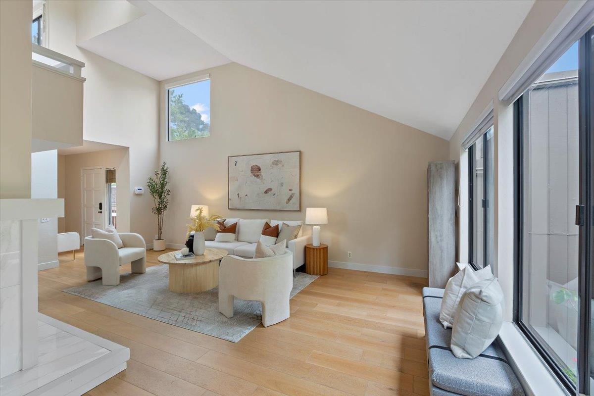Detail Gallery Image 9 of 47 For 4 Farm Rd, Los Altos,  CA 94024 - 3 Beds | 2 Baths