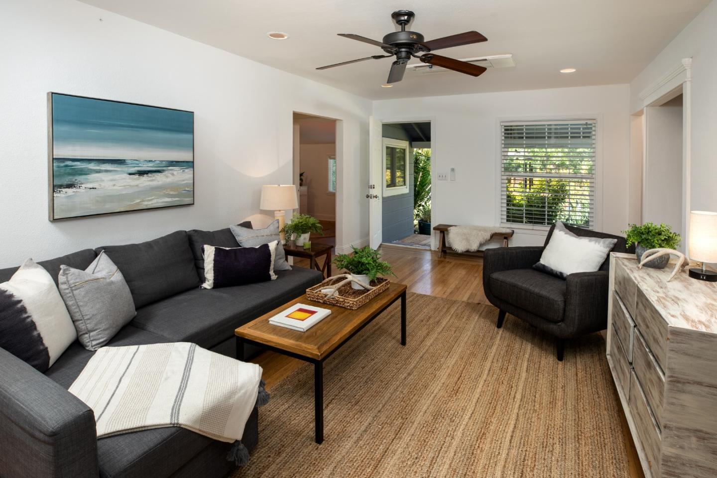 Detail Gallery Image 10 of 43 For 2336 Palo Verde Ave, East Palo Alto,  CA 94303 - 3 Beds | 1 Baths