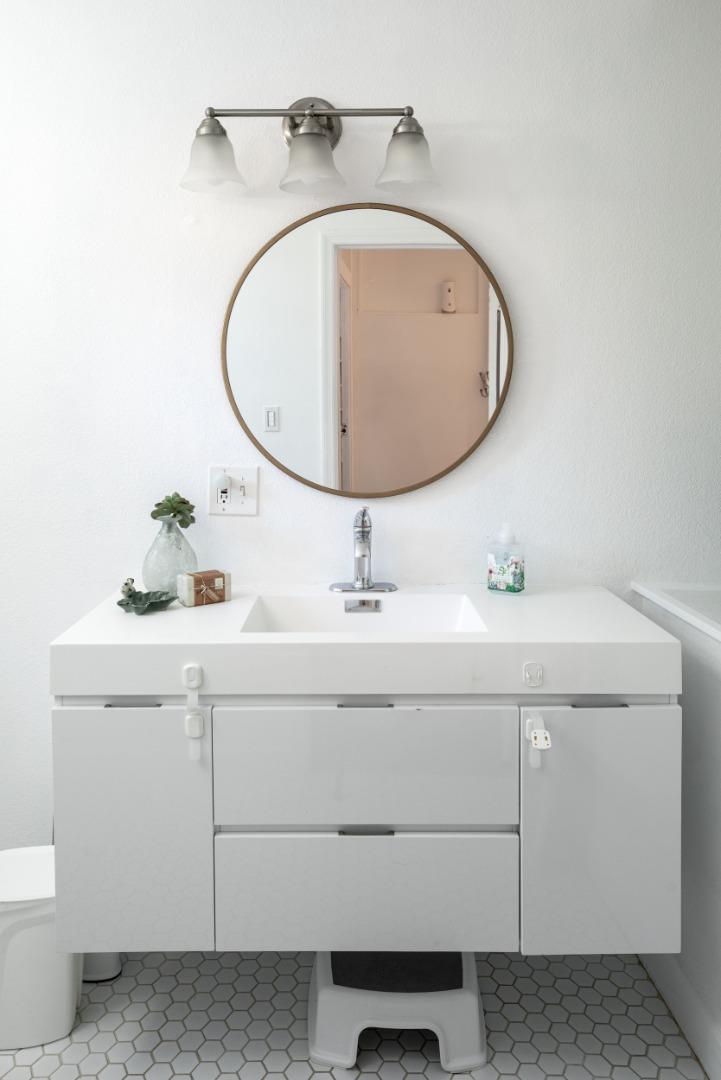 Detail Gallery Image 15 of 43 For 2336 Palo Verde Ave, East Palo Alto,  CA 94303 - 3 Beds | 1 Baths