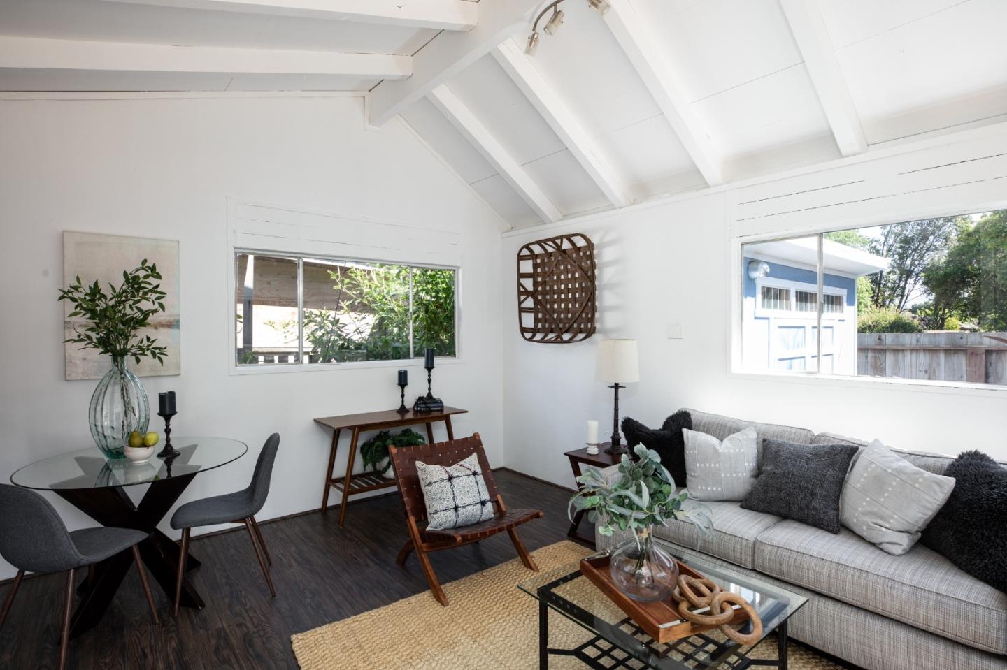 Detail Gallery Image 22 of 43 For 2336 Palo Verde Ave, East Palo Alto,  CA 94303 - 3 Beds | 1 Baths