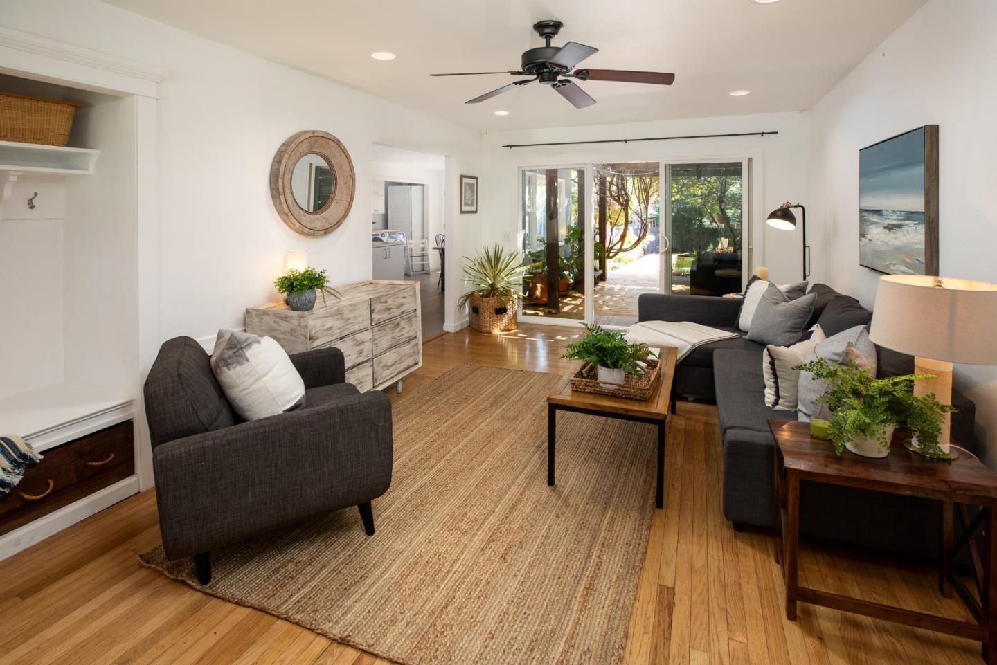 Detail Gallery Image 9 of 43 For 2336 Palo Verde Ave, East Palo Alto,  CA 94303 - 3 Beds | 1 Baths