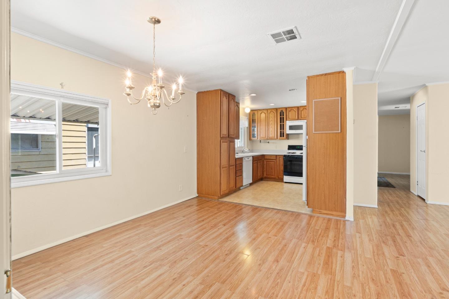 Detail Gallery Image 13 of 28 For 155 Quail Hollow #155,  San Jose,  CA 95128 - 3 Beds | 2 Baths