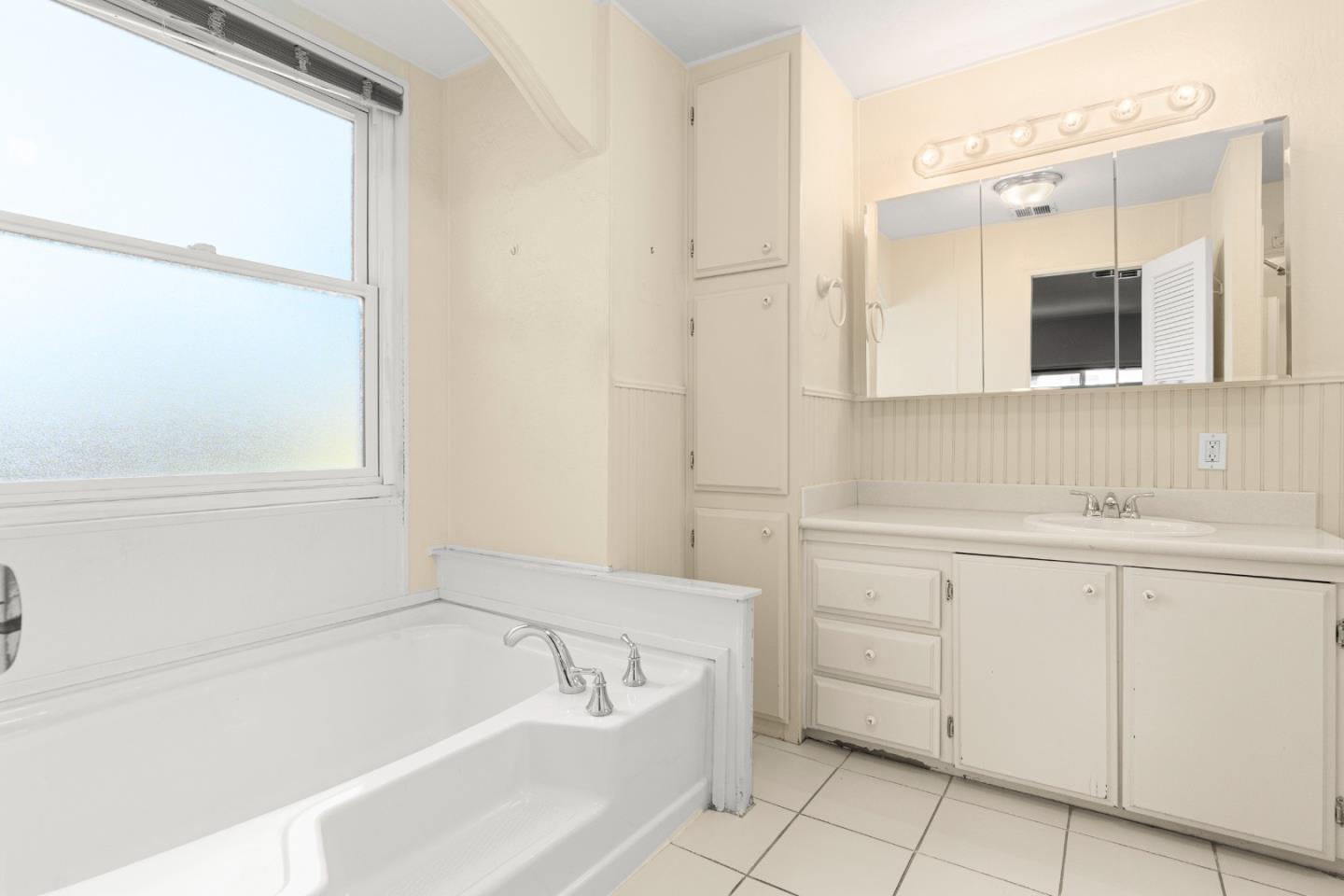Detail Gallery Image 19 of 28 For 155 Quail Hollow #155,  San Jose,  CA 95128 - 3 Beds | 2 Baths
