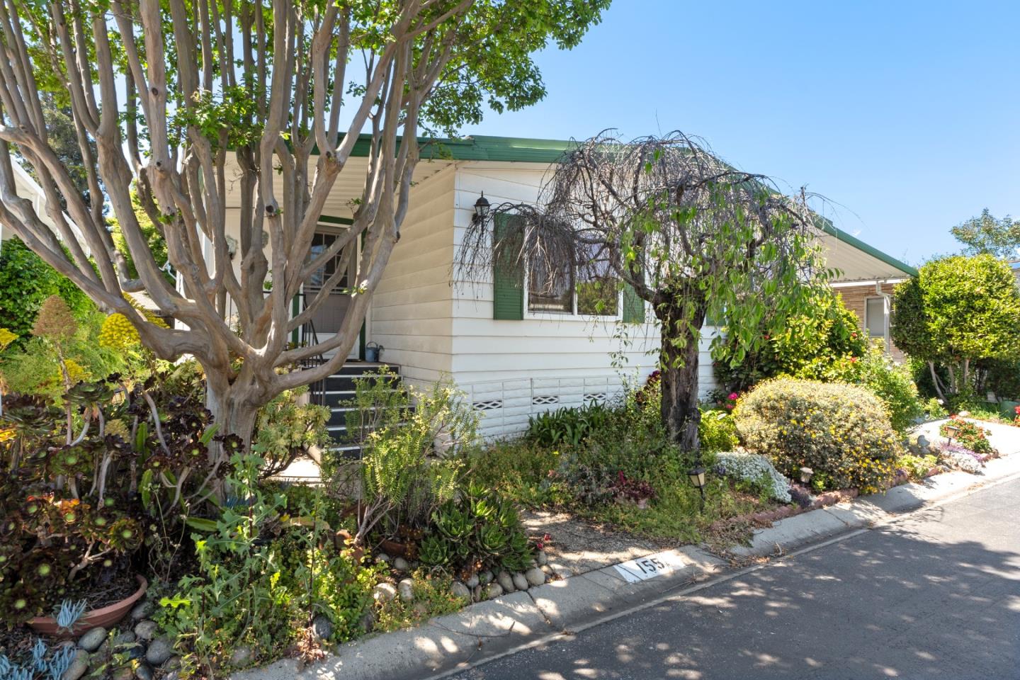 Detail Gallery Image 4 of 28 For 155 Quail Hollow #155,  San Jose,  CA 95128 - 3 Beds | 2 Baths