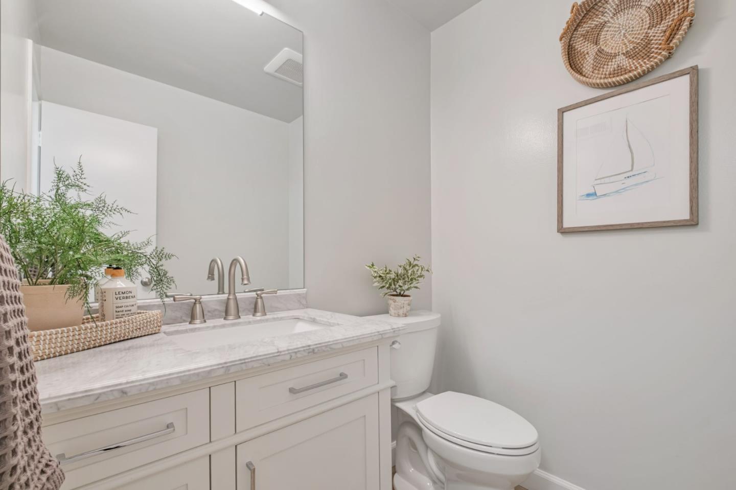 Detail Gallery Image 15 of 31 For 1118 Callas Ln #2,  Capitola,  CA 95010 - 3 Beds | 1/1 Baths