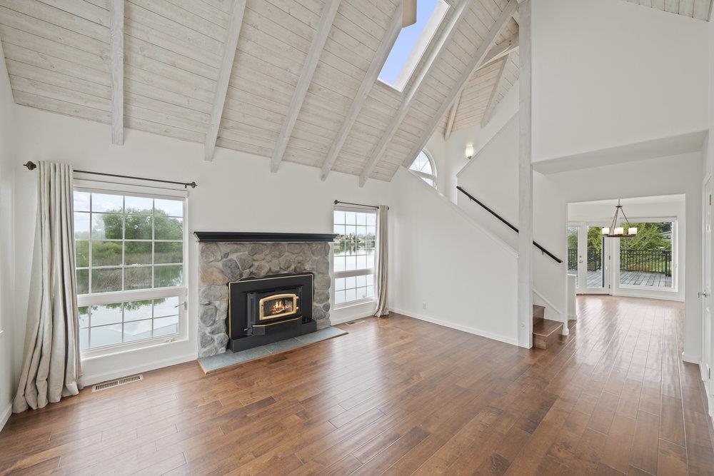 Detail Gallery Image 6 of 50 For 31 Cutter Dr, Watsonville,  CA 95076 - 3 Beds | 3/1 Baths