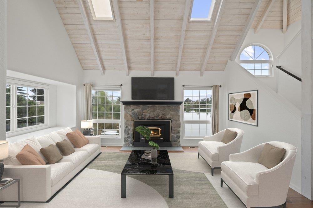 Detail Gallery Image 9 of 50 For 31 Cutter Dr, Watsonville,  CA 95076 - 3 Beds | 3/1 Baths
