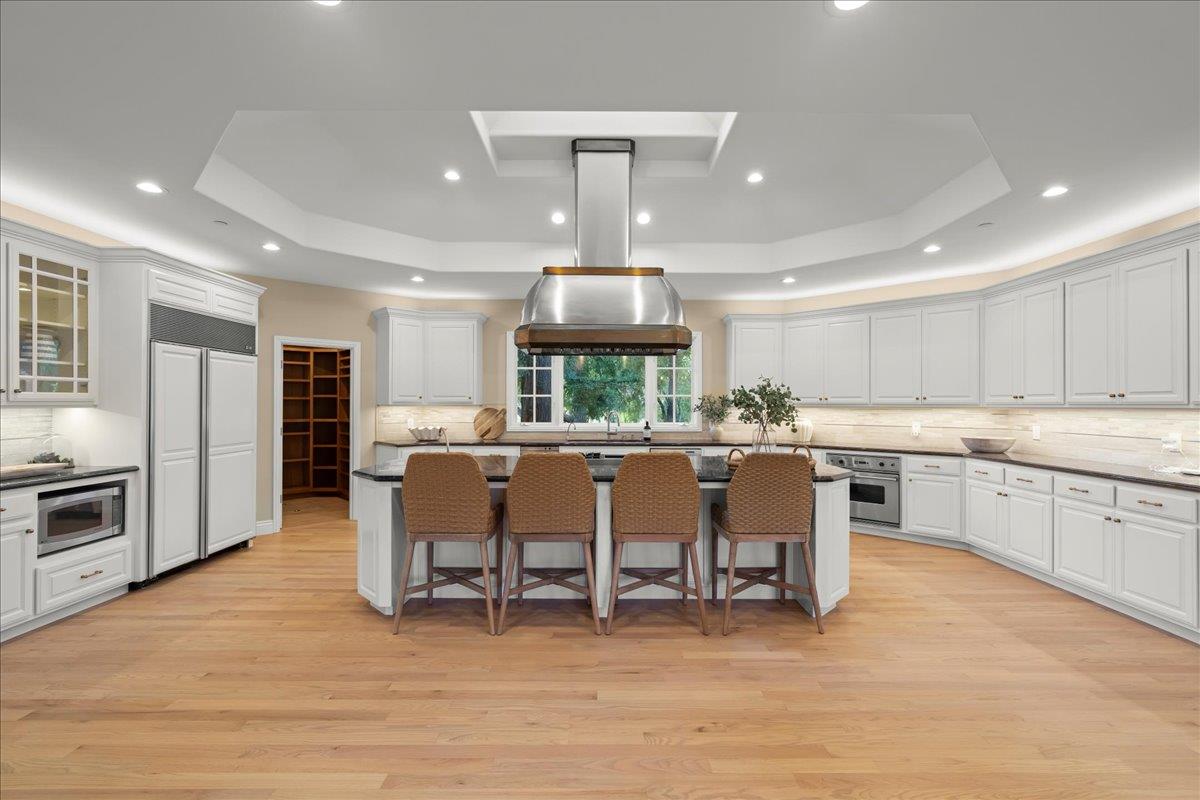 Detail Gallery Image 11 of 50 For 18843 Montewood Ct, Saratoga,  CA 95070 - 6 Beds | 4/1 Baths