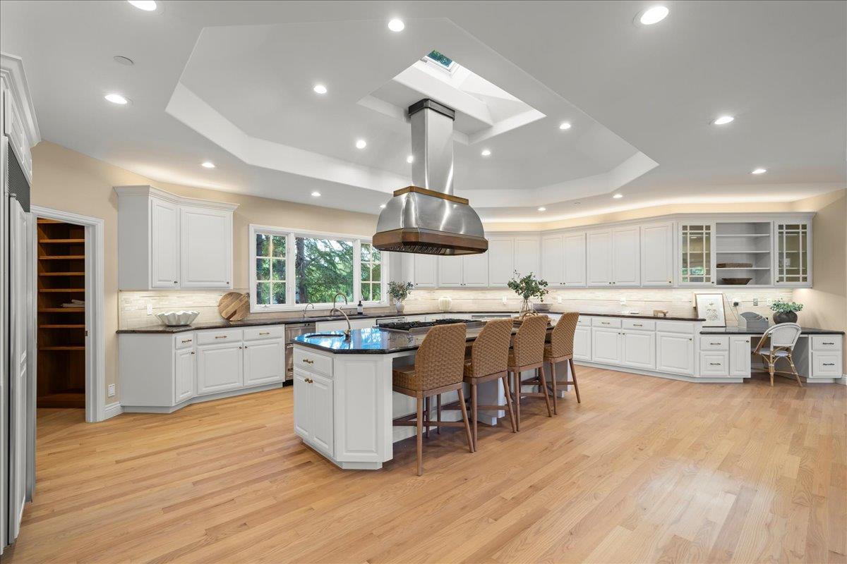 Detail Gallery Image 12 of 50 For 18843 Montewood Ct, Saratoga,  CA 95070 - 6 Beds | 4/1 Baths