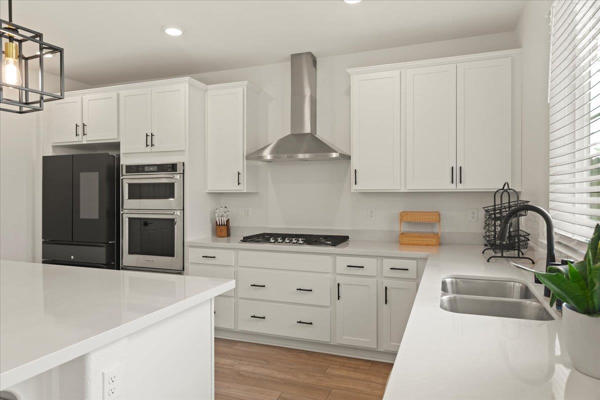 Detail Gallery Image 11 of 39 For 829 Crow Creek Cir, Galt,  CA 95632 - 3 Beds | 2 Baths