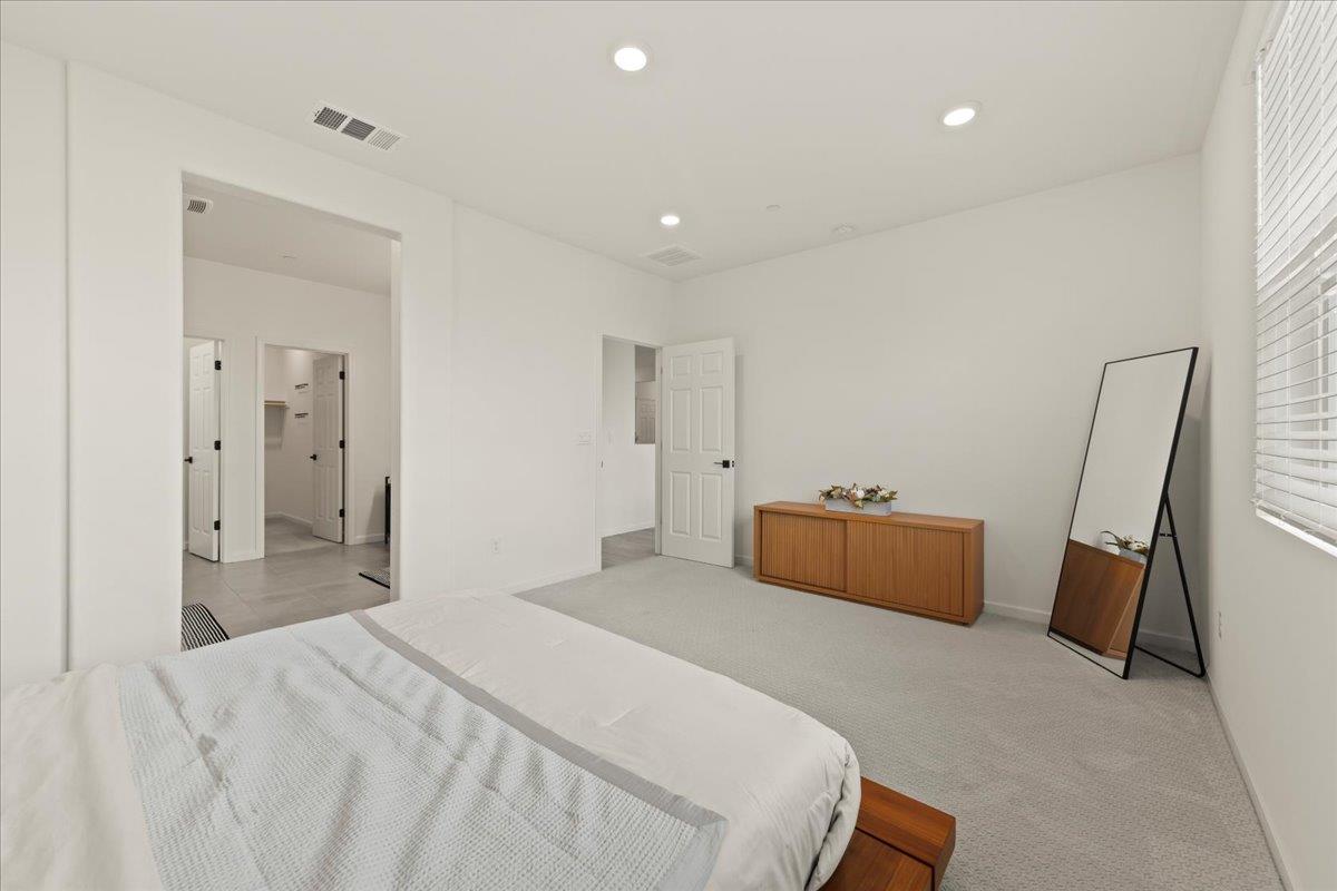 Detail Gallery Image 22 of 39 For 829 Crow Creek Cir, Galt,  CA 95632 - 3 Beds | 2 Baths