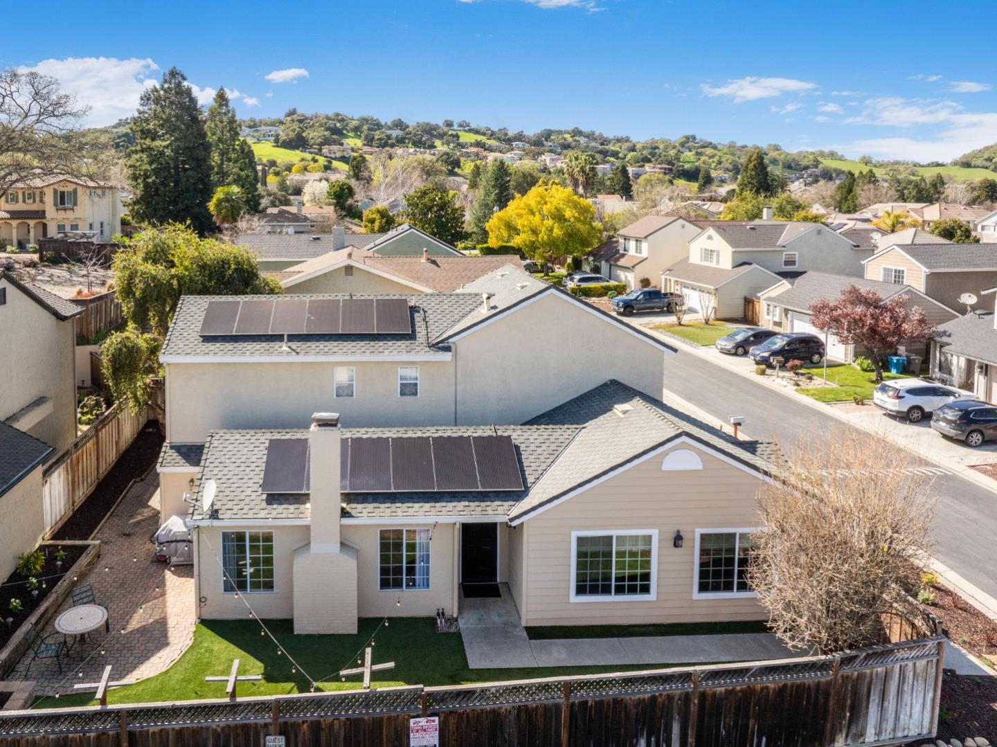 Detail Gallery Image 25 of 29 For 1616 Brentwood Ln, Gilroy,  CA 95020 - 5 Beds | 3 Baths