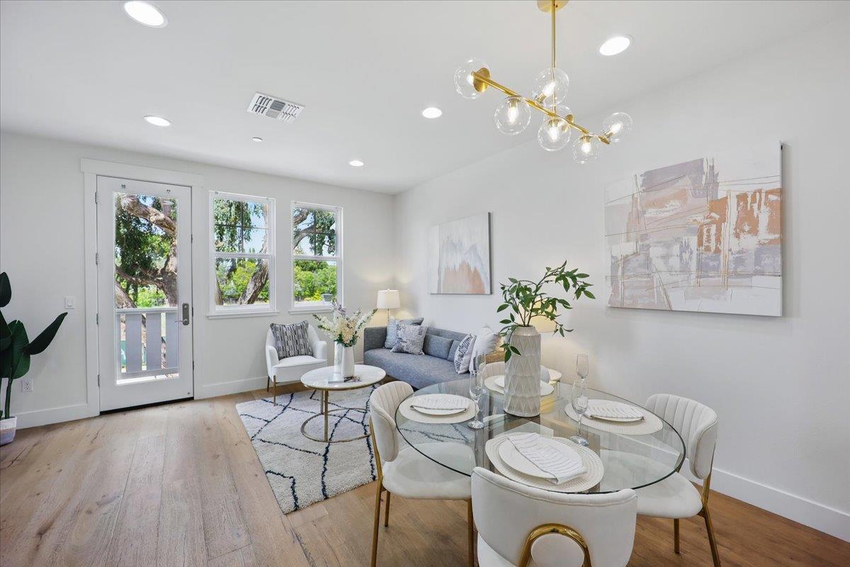 Detail Gallery Image 5 of 37 For 837 Sierra Vista Ave, Mountain View,  CA 94043 - 3 Beds | 3 Baths