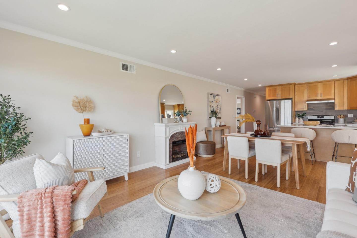 Detail Gallery Image 12 of 44 For 29 Menlo Ave, Daly City,  CA 94015 - 4 Beds | 3 Baths