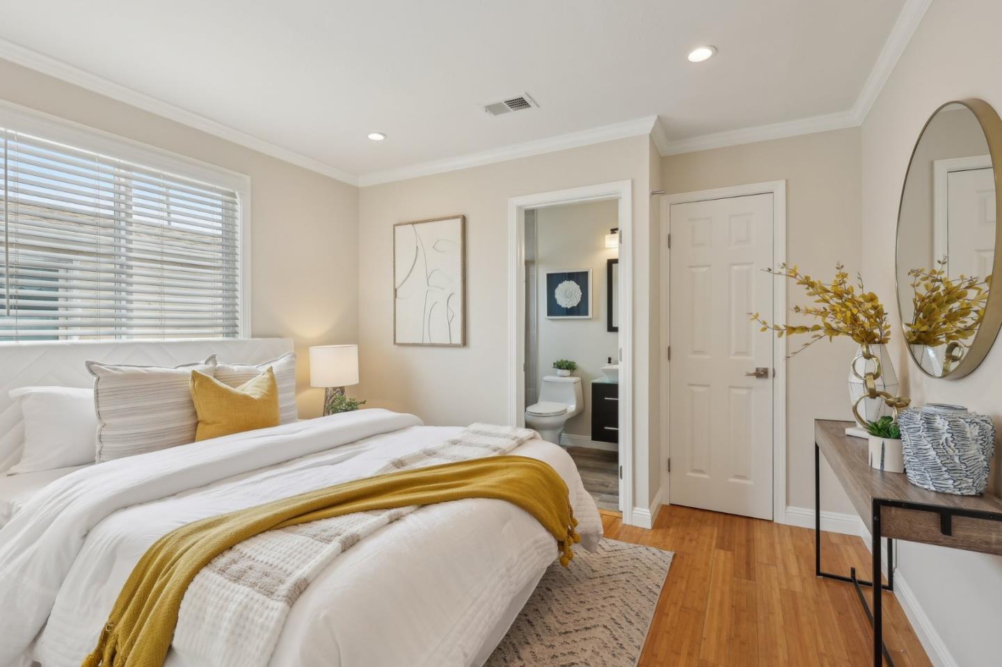 Detail Gallery Image 18 of 44 For 29 Menlo Ave, Daly City,  CA 94015 - 4 Beds | 3 Baths