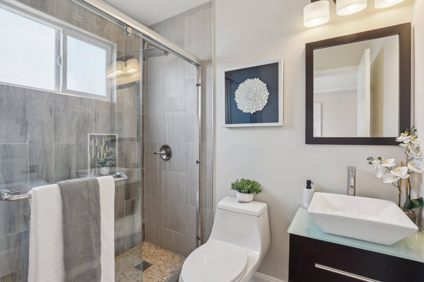 Detail Gallery Image 19 of 44 For 29 Menlo Ave, Daly City,  CA 94015 - 4 Beds | 3 Baths