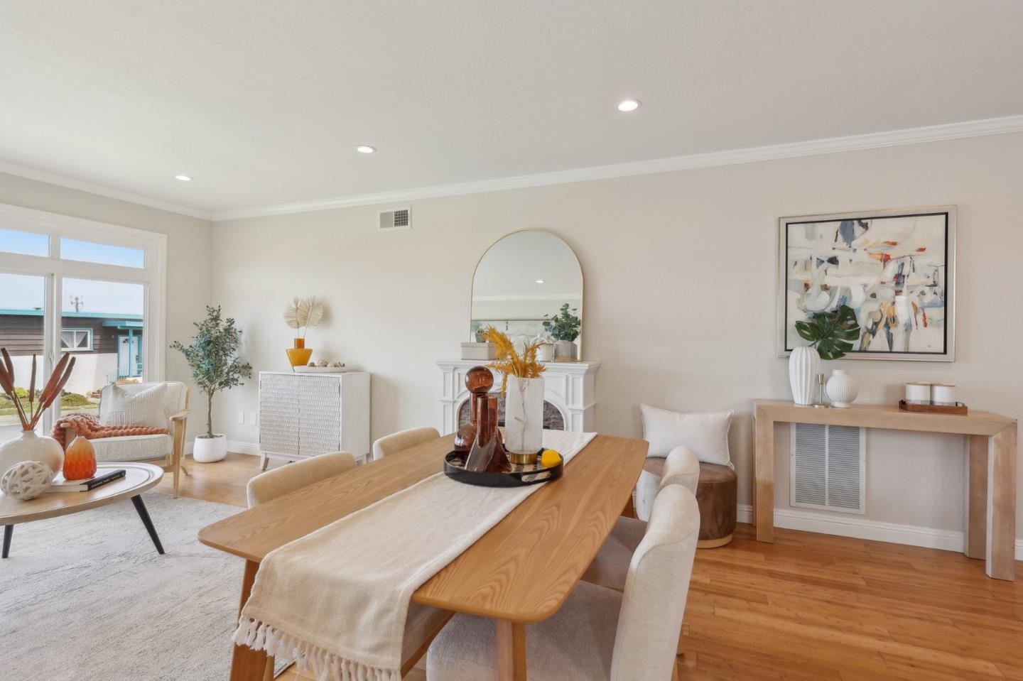 Detail Gallery Image 8 of 44 For 29 Menlo Ave, Daly City,  CA 94015 - 4 Beds | 3 Baths