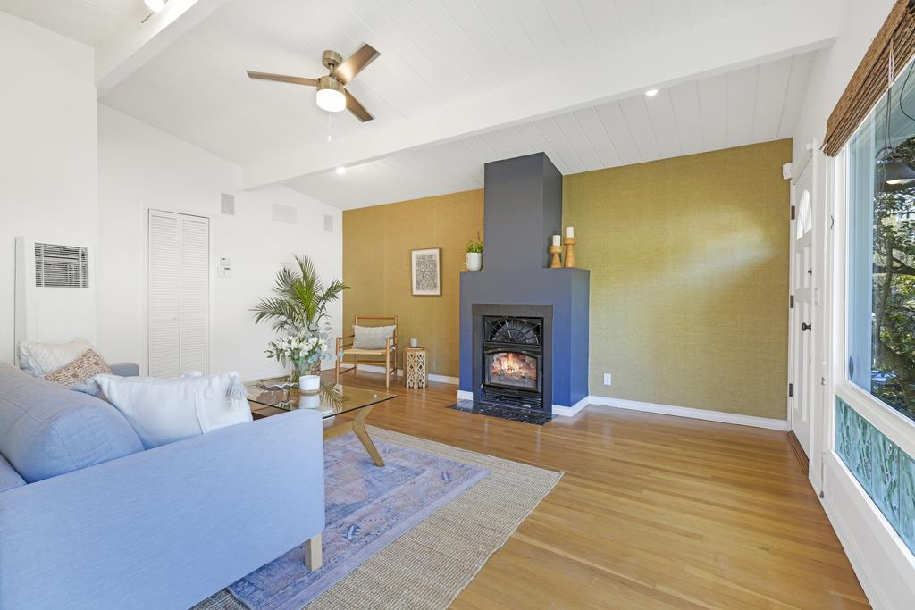 Detail Gallery Image 12 of 34 For 420 Clubhouse Dr, Aptos,  CA 95003 - 2 Beds | 1 Baths