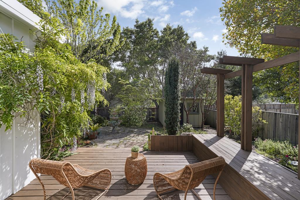 Detail Gallery Image 20 of 34 For 420 Clubhouse Dr, Aptos,  CA 95003 - 2 Beds | 1 Baths