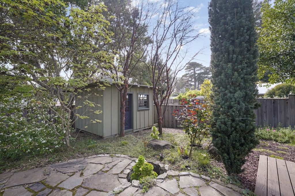 Detail Gallery Image 24 of 34 For 420 Clubhouse Dr, Aptos,  CA 95003 - 2 Beds | 1 Baths
