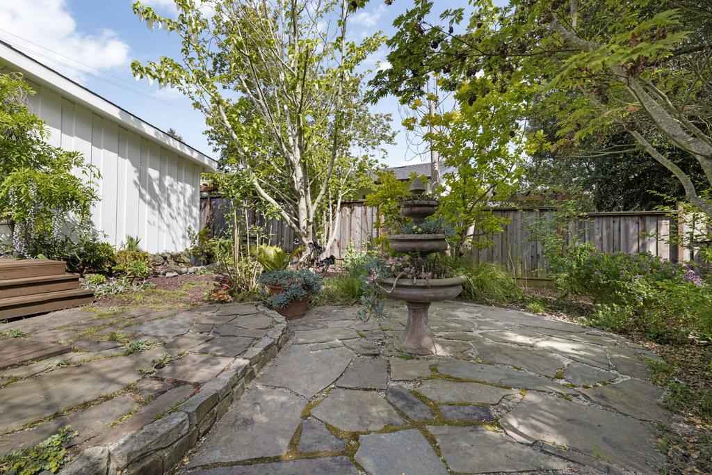 Detail Gallery Image 27 of 34 For 420 Clubhouse Dr, Aptos,  CA 95003 - 2 Beds | 1 Baths