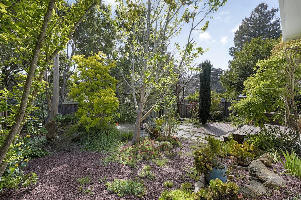 Detail Gallery Image 28 of 34 For 420 Clubhouse Dr, Aptos,  CA 95003 - 2 Beds | 1 Baths