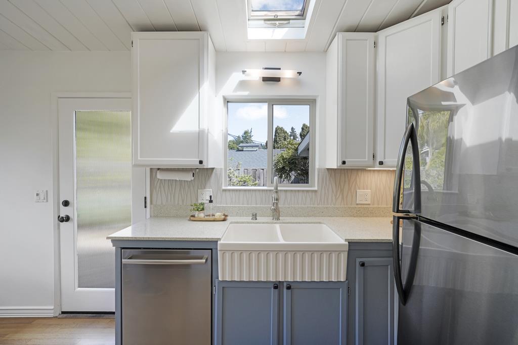Detail Gallery Image 9 of 34 For 420 Clubhouse Dr, Aptos,  CA 95003 - 2 Beds | 1 Baths